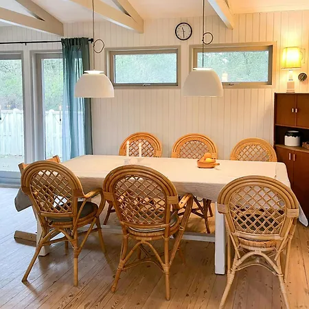 Family House Bøtø By